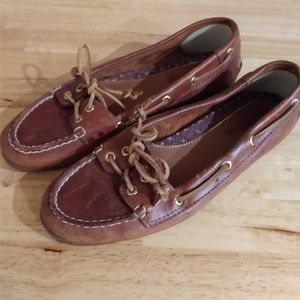 Sperry shoes